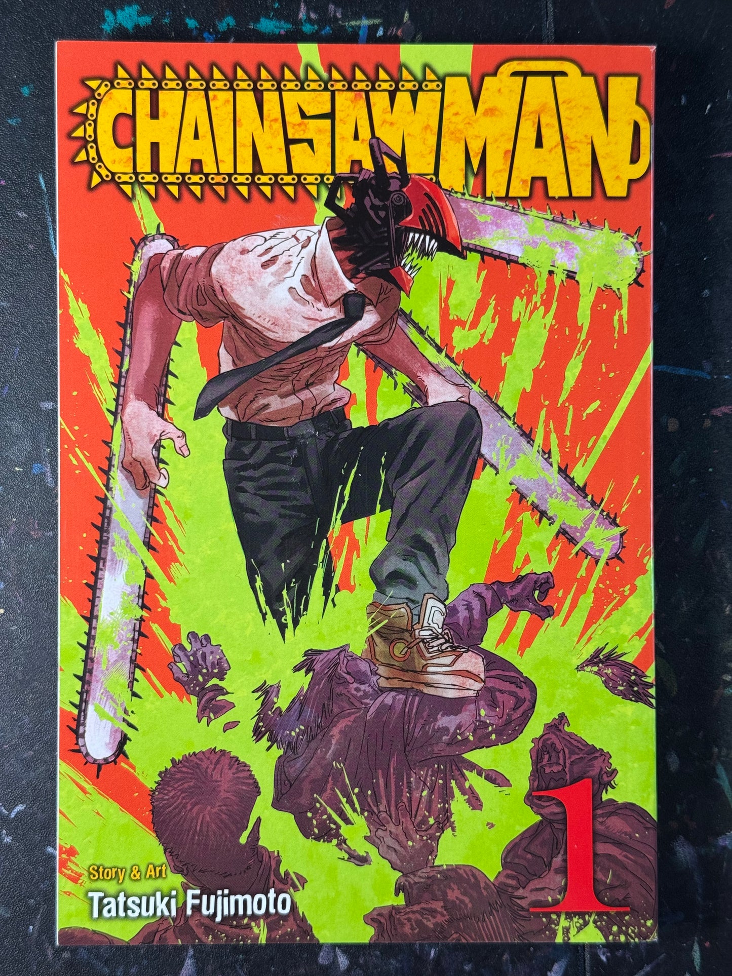 Chainsaw Man vol 1 (good condition)